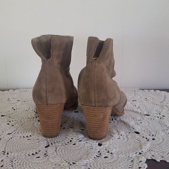 Cute Splendid Taupe Suede Leather Slouchy Boots Sz 7.5M - Picture 6 of 9